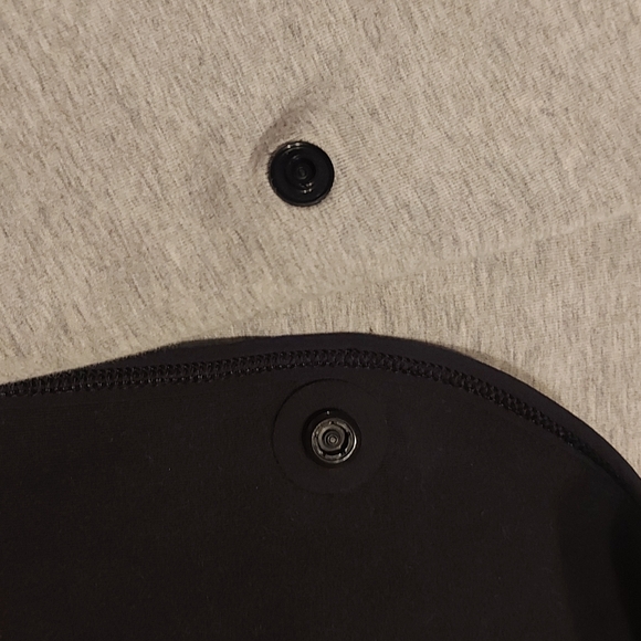 IVIVVA (by Lululemon) On The Double Wrap Reversible Jacket - Picture 5 of 11